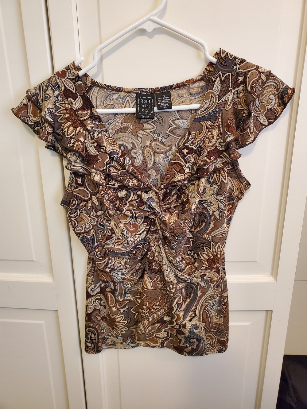 Suzie In the City Brown Paisley Ruffle Cap Sleeve Top, XS
